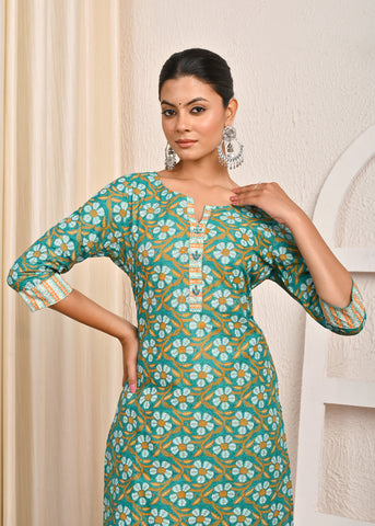 Ethnic & Stripes Printed Straight Fit Kurta with Pant - Green