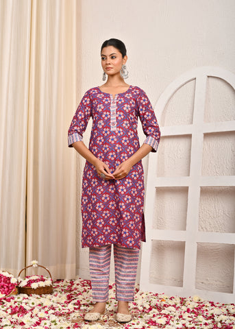 Ethnic & Stripes Printed Straight Fit Kurta with Pant - Magenta