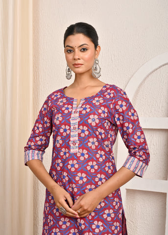 Ethnic & Stripes Printed Straight Fit Kurta with Pant - Magenta