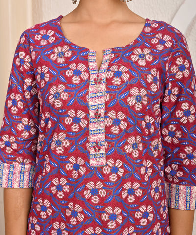Ethnic & Stripes Printed Straight Fit Kurta with Pant - Magenta