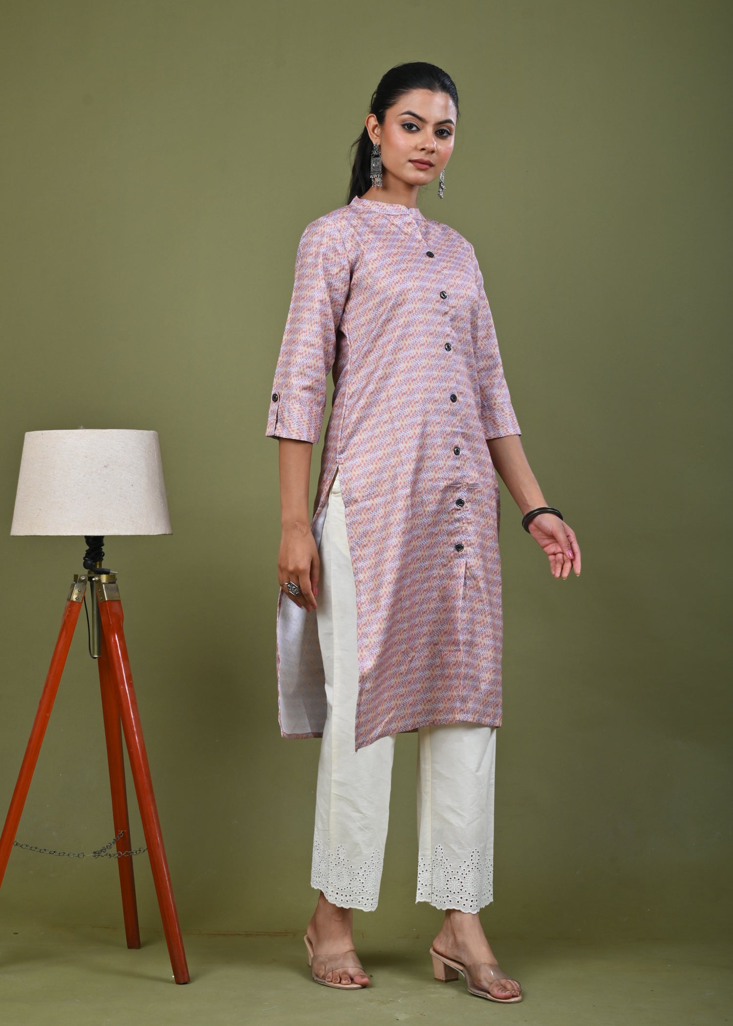 Ethnic Stripes Printed Linen Straight Fit Kurta - Multi