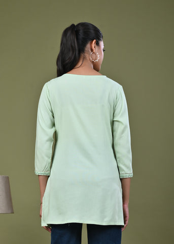 Floral Threadwork Embroidered Straight Fit Kurti - Light Green