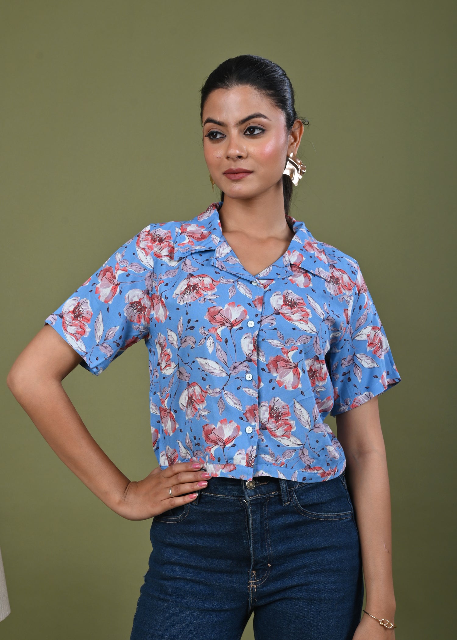 Floral Printed Straight Fit Crop Top - Blue