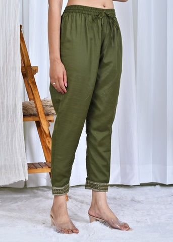 Solid Floral Embroidered Straight Kurta with Pant & Organza Printed Dupatta - Green