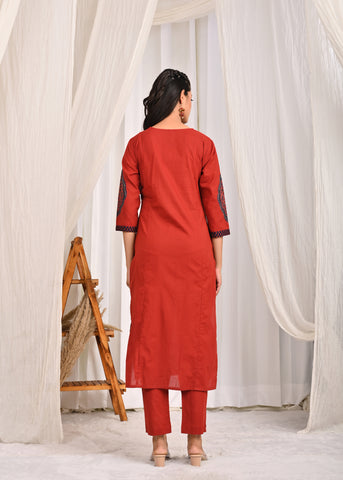 Solid Ethnic Embroidered Straight Fit Kurta with Pant & Printed Dupatta - Rust
