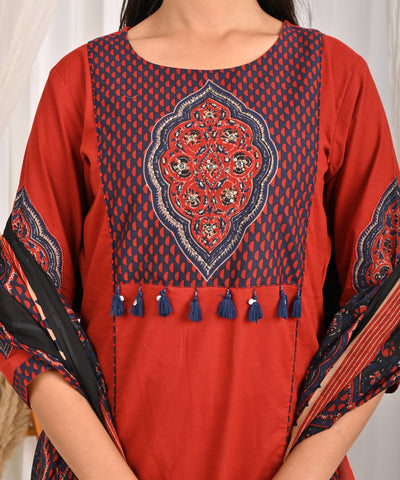 Solid Ethnic Embroidered Straight Fit Kurta with Pant & Printed Dupatta - Rust