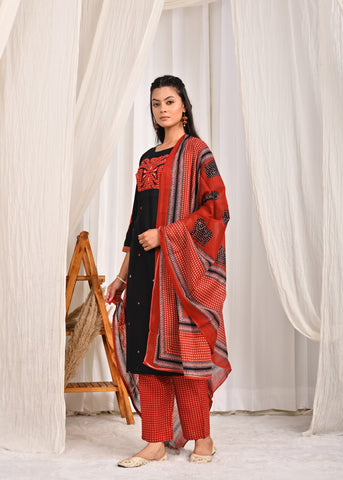 Ethnic Applique Work Straight Fit Kurta with Pant & Printed Dupatta - Black
